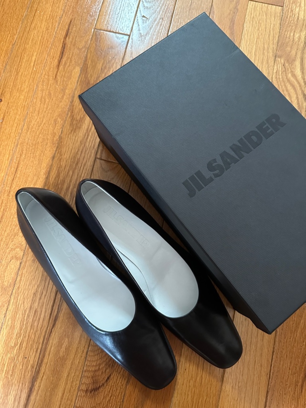 NWT Vintage Jil Sander Low Heel Pumps